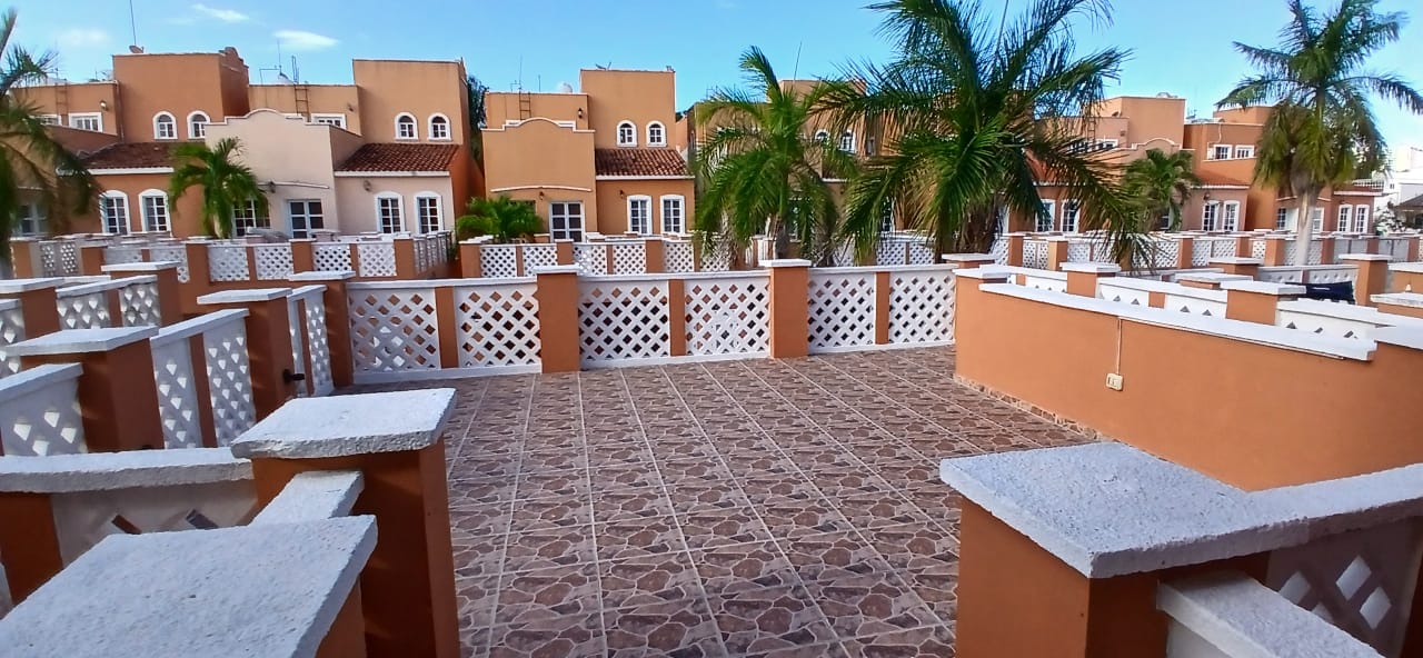 Terraza en casa de lujo en cancun
